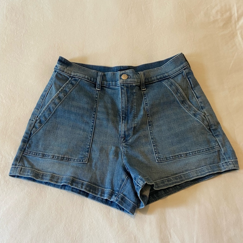 J. Crew Utility Women's Denim Short-Size 29 - Picture 3 of 6